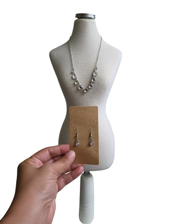 Jewelry - Silver Toned Crystal Necklace and Drop Earring Set